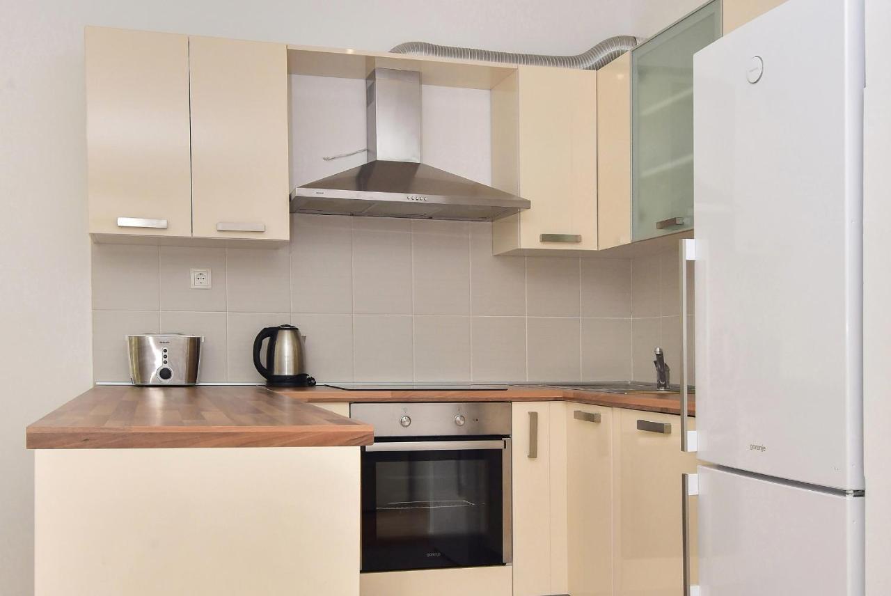 Sunshine Apartment Makarska Eksteriør billede